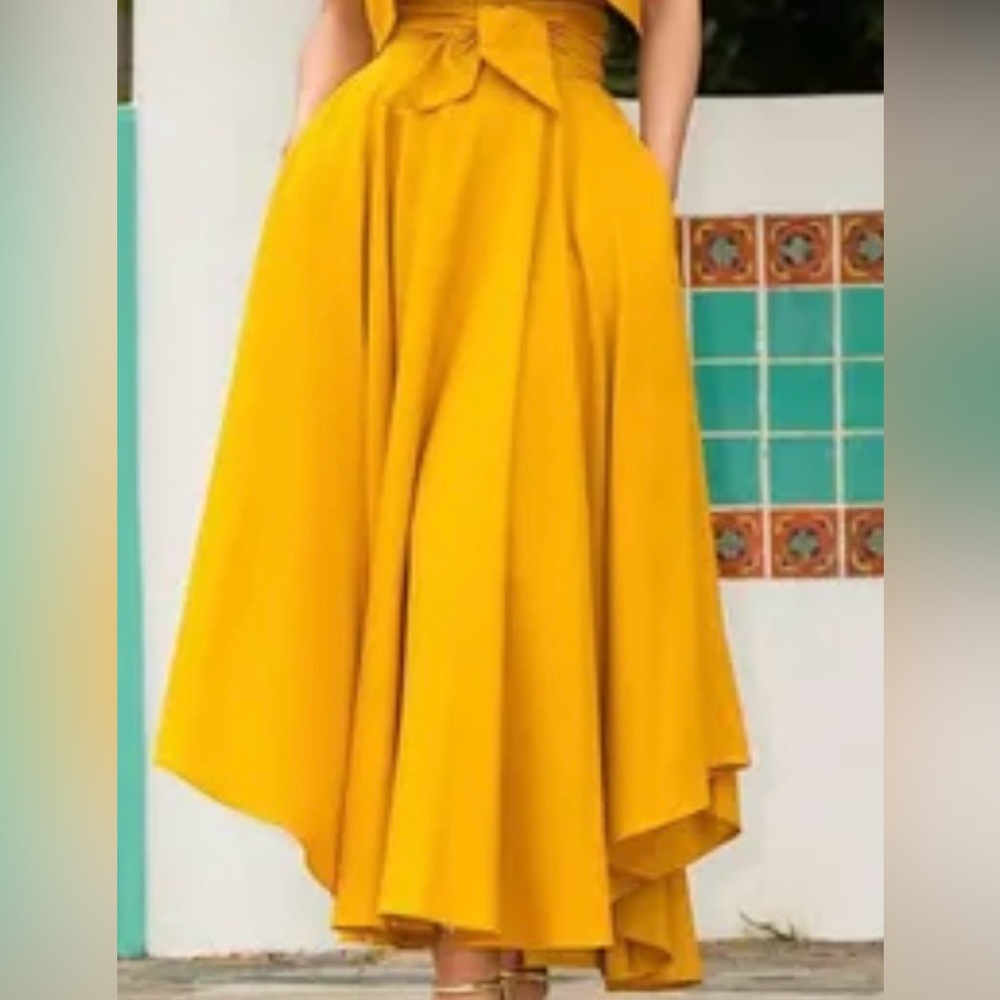 Elegant Yellow Women's Skirt
